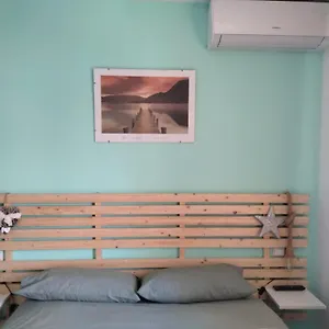 https://apto-5-minutos-del-centro-wifi-piscina-parking.hotelsinnerja.org