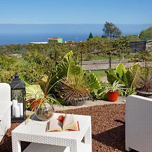 https://casa-adayeim.in-canary-islands.com